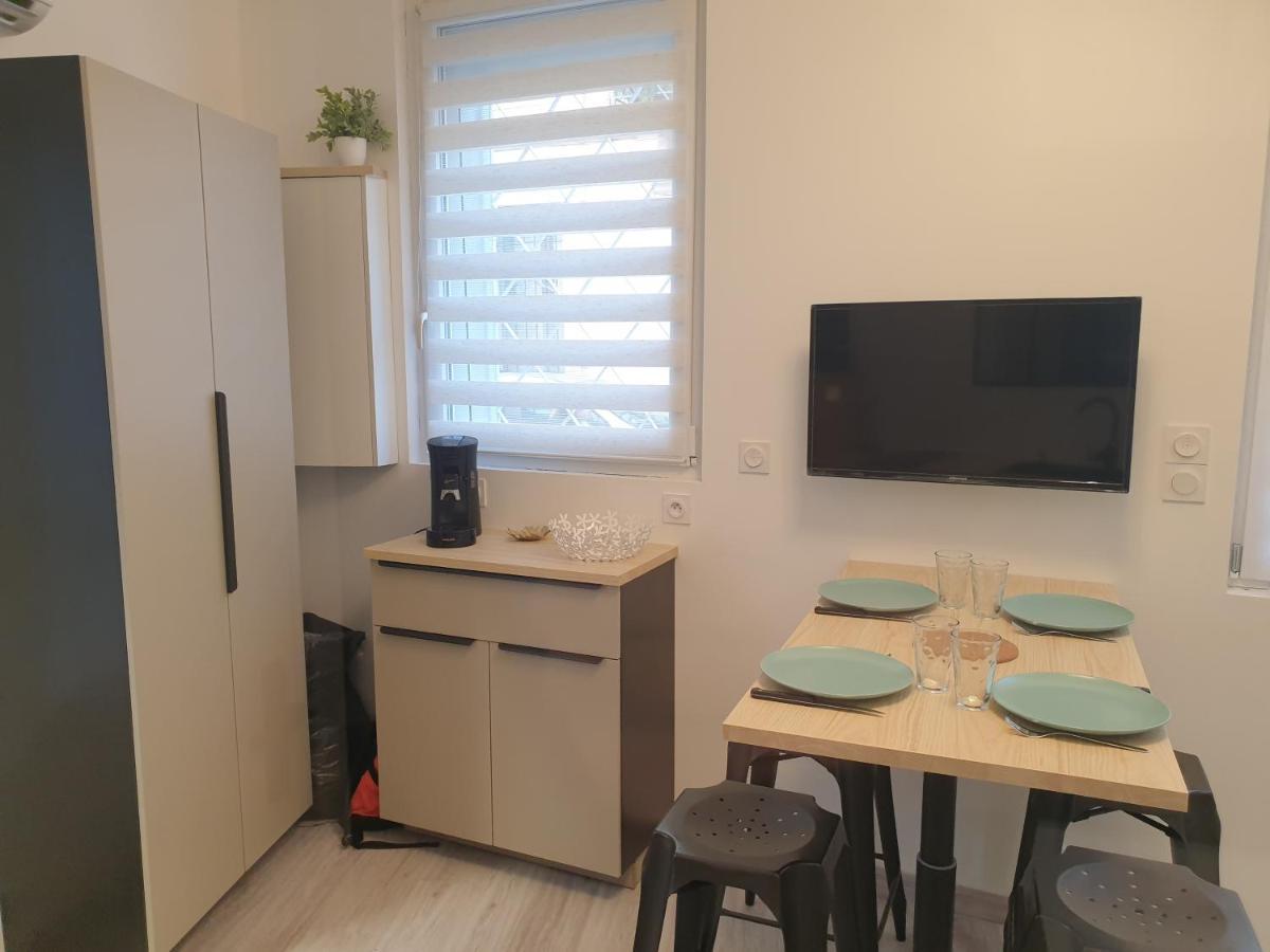 Mezza'Nimes Apartamento Exterior foto