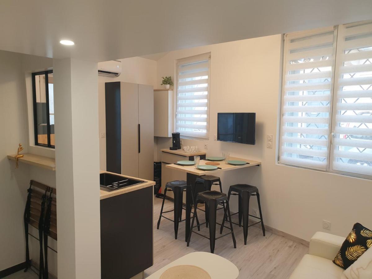 Mezza'Nimes Apartamento Exterior foto